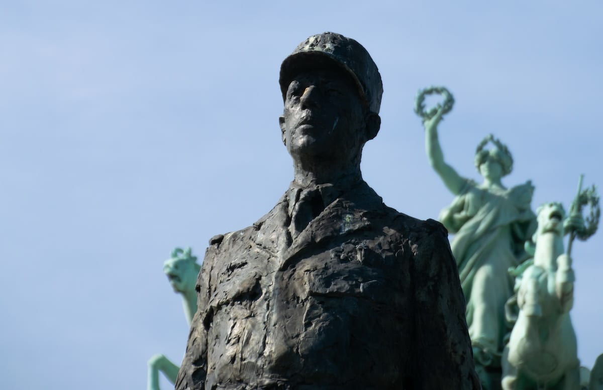 La Constitution de la Ve République : De Gaulle face au chaos politique