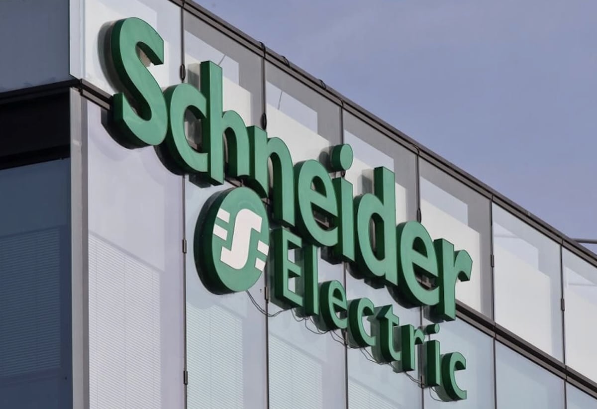 Schneider Electric décroche en Bourse : l’IA et Microsoft refroidissent les investisseurs