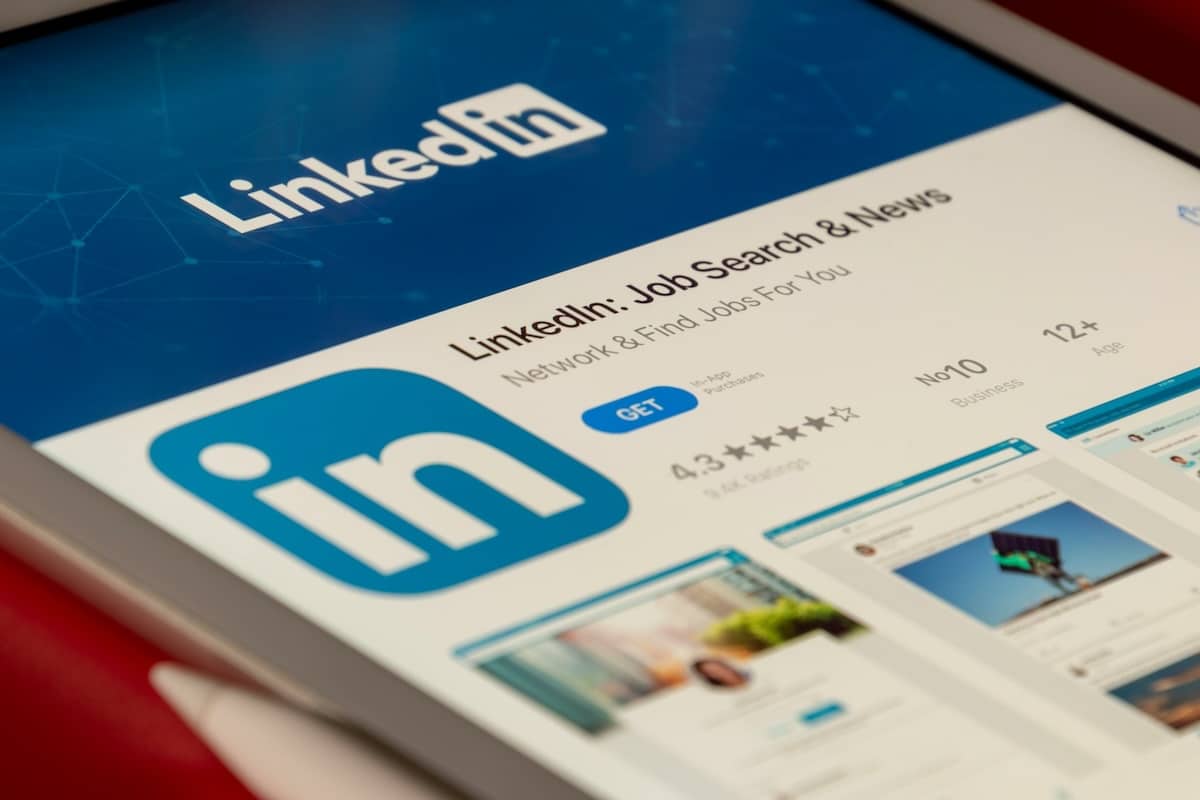 LinkedIn : et si on arrêtait la comédie ?
