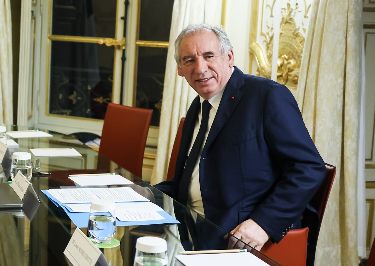 Où est Bayrou quand la France s’effondre sous la dette ?