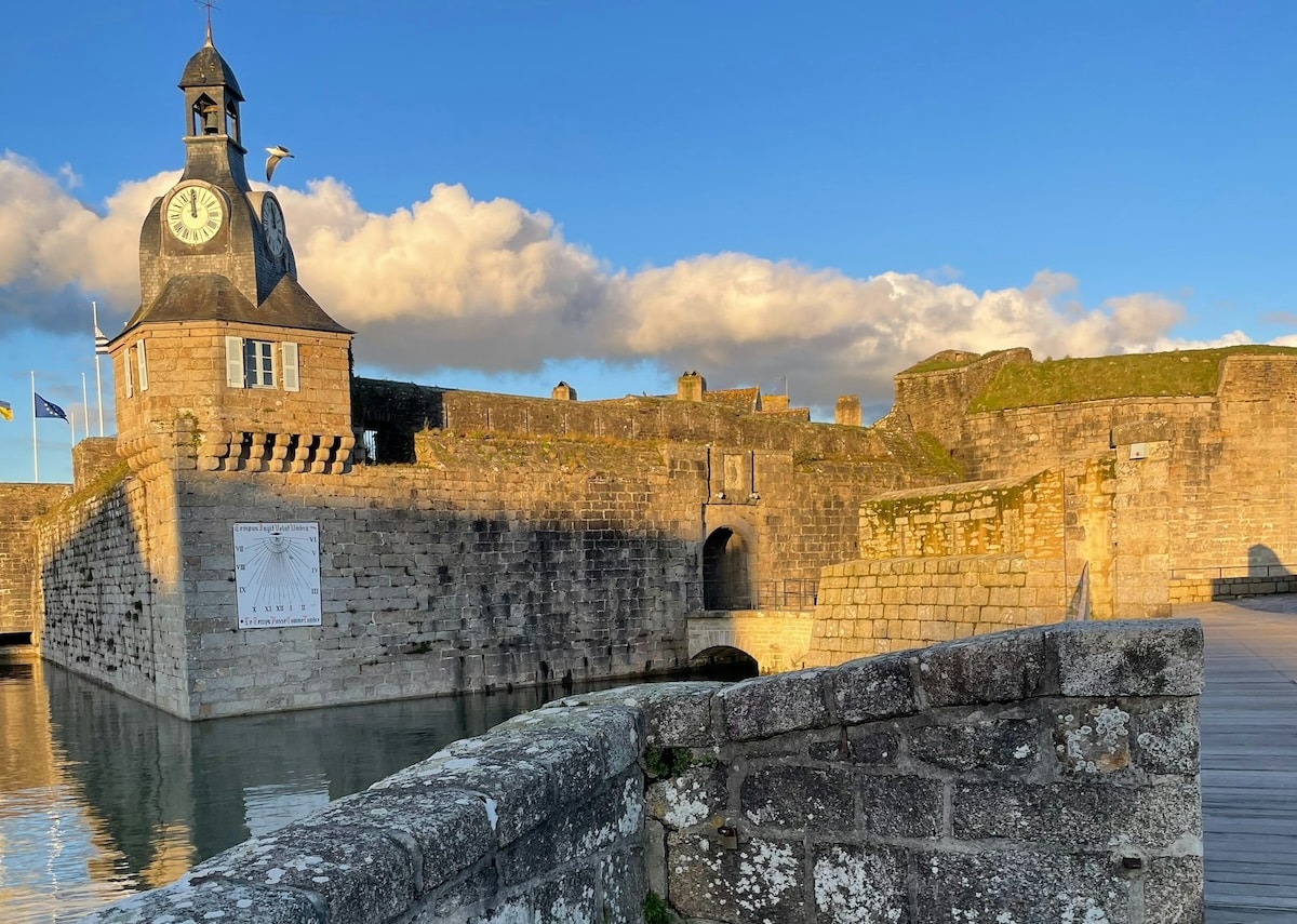 Concarneau attire les touristes et… les habitants