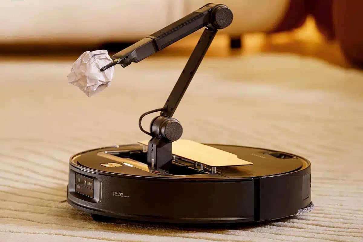 Oui, les robots aspirateurs ont maintenant des bras !