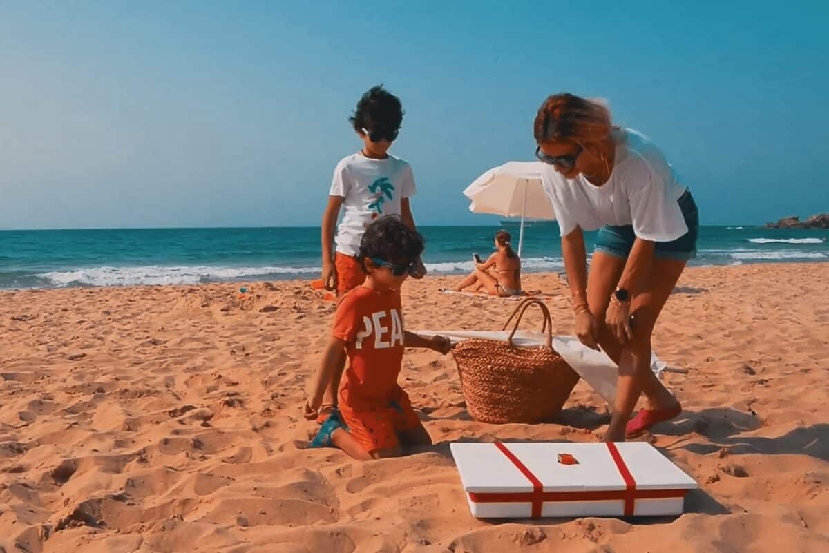 Free2Go, le coffre-fort de plage qui pèse 80 kg mais tient dans un sac