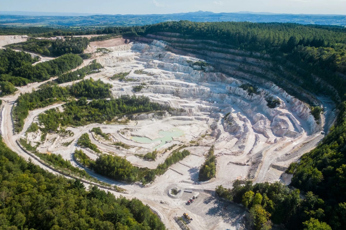 Un gisement géant de lithium découvert en France
