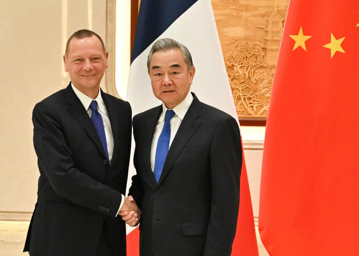 Dialogue stratégique sino-français : Wang Yi et Bonne renforcent leur engagement pour une coopération élargie