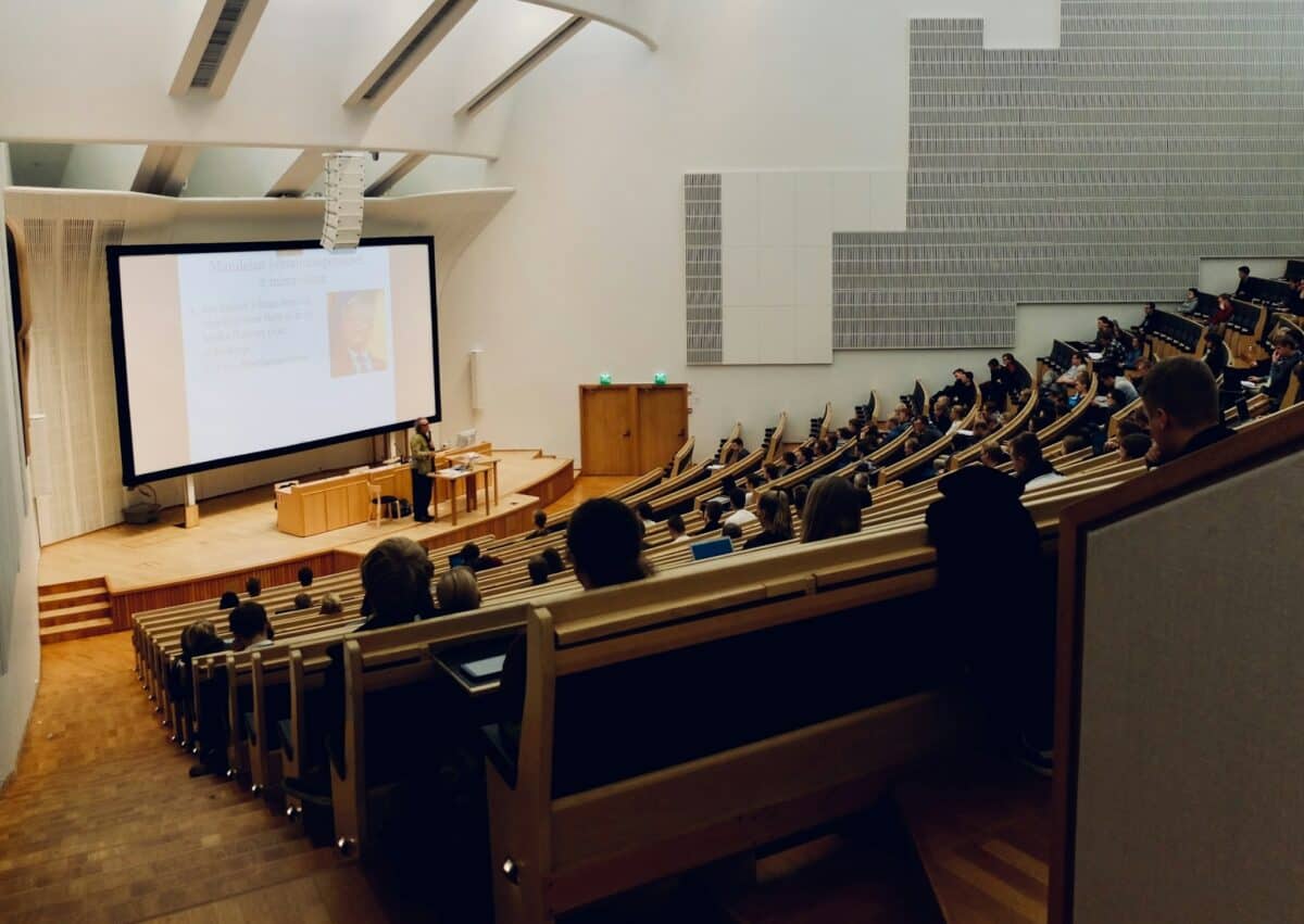 Études de médecine : PASS-LAS, une réforme ratée et des étudiants sacrifiés