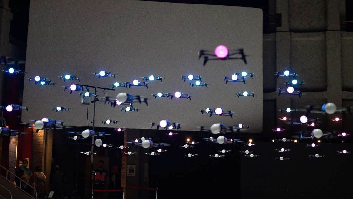 Dronisos, champion français du spectacle de drones