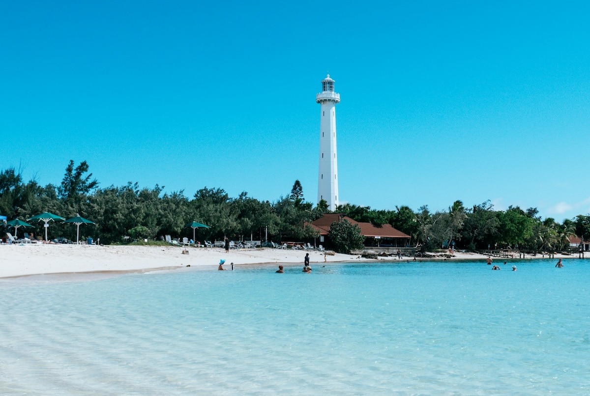 SMIC : à combien s’élève le salaire minimum en Nouvelle-Calédonie ?